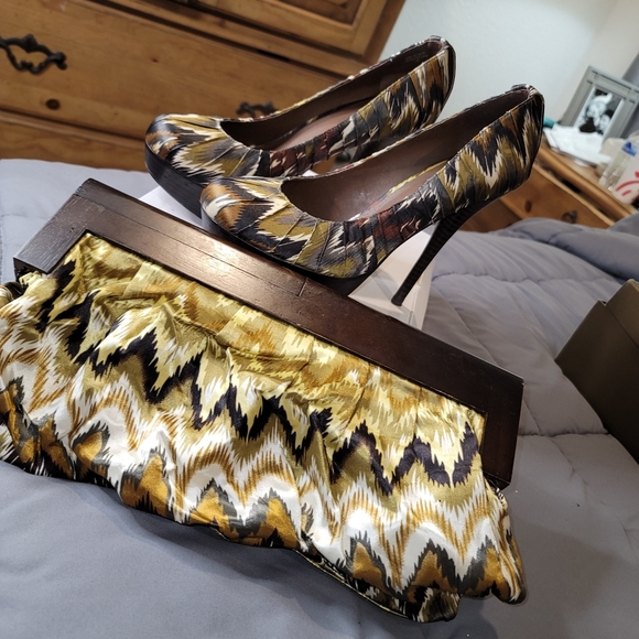 Aldo Jaylona Heel w/ Purse - Picture 1 of 7